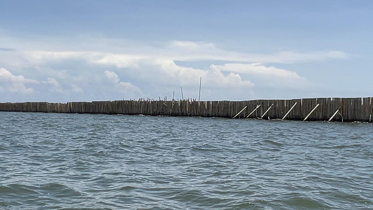 Nelayan Kohod Emosi Merasa Dibohongi, Pagar Laut Masih Berdiri Belum Dibongkar Semua