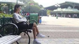 Nella Kharisma terjun ke dunia tarik suara sejak masih duduk di bangku SMP dengan menyanyi dari satu panggung kecil ke panggung lainnya. (Liputan6.com/IG/@nellakharisma)