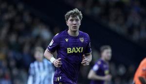 Aksi Ole Romeny bersama Oxford United di Championship 2024/2025. (c) Oxford United FC Official