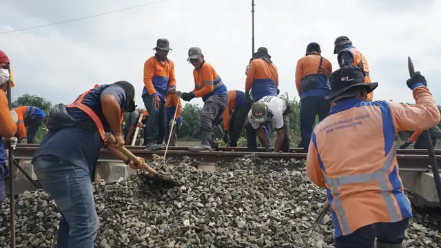 PT Kereta Api Indonesia (Persero) menyampaikan kondisi terkini perkeretaapian di wilayah Divre II Sumatera Barat, Divre I Sumatera Utara, dan lintas Aceh. (Foto:KAI)