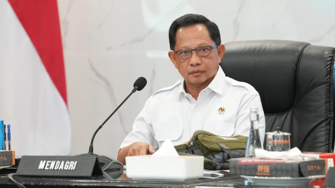 Percepat Transisi Energi, Mendagri Dorong Gubernur Bebaskan Pajak Kendaraan Listrik
