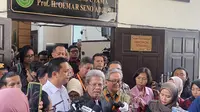 Soal Kasus Hukum Sekjen PDIP Hasto, Todung Mulya: Jangan Pengadilan Diadili Publik