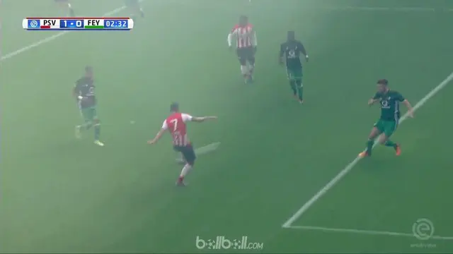 Berita video highlights Eredivisie 2017-2018 antara PSV Eindhoven melawan Feyenoord dengan skor 1-0. This video presented by BallBall.