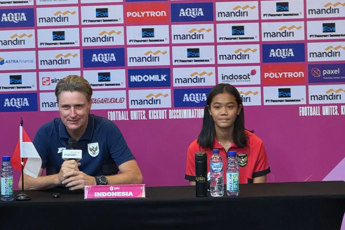 Pelatih Timnas Indonesia Putri U-16, Timo Scheunemann