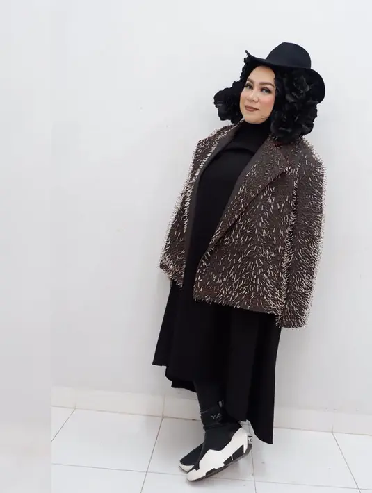 (Instagram/melly_goeslaw)