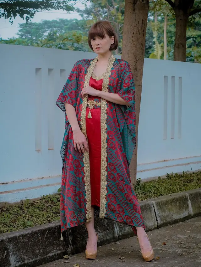 Gaya Chika Jessica Saat Kenakan Kaftan, Bisa Jadi Inspirasi. (Sumber: Instagram/chikajessica88)