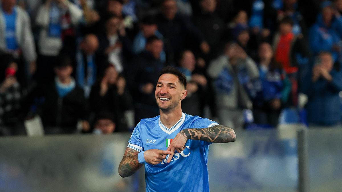 Kalahkan AC Milan Meski Badai Cedera, Antonio Conte Sebut Napoli Lakukan Keajaiban