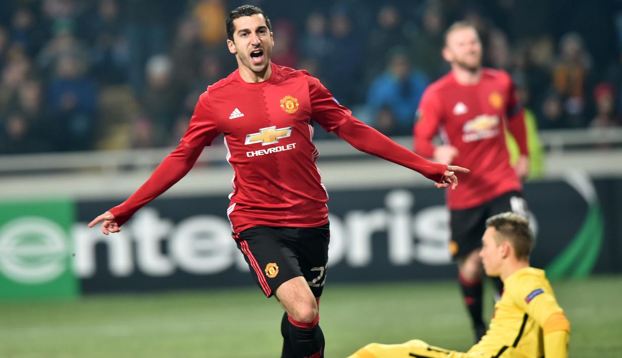 2. Henrikh Mkhitaryan – Merupakan pemain pertama Armenia yang bermain di Premier League. Tampil baik di Borusia Dortmund membuatnya diboyong Man United dengan mahar 30 juta pound saat itu. (AFP/Sergei Supinsky)