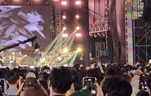 Tulus Sukses Bikin Belasan Ribu Penonton Konser KapanLagi Buka Bareng Baper Berjemaah