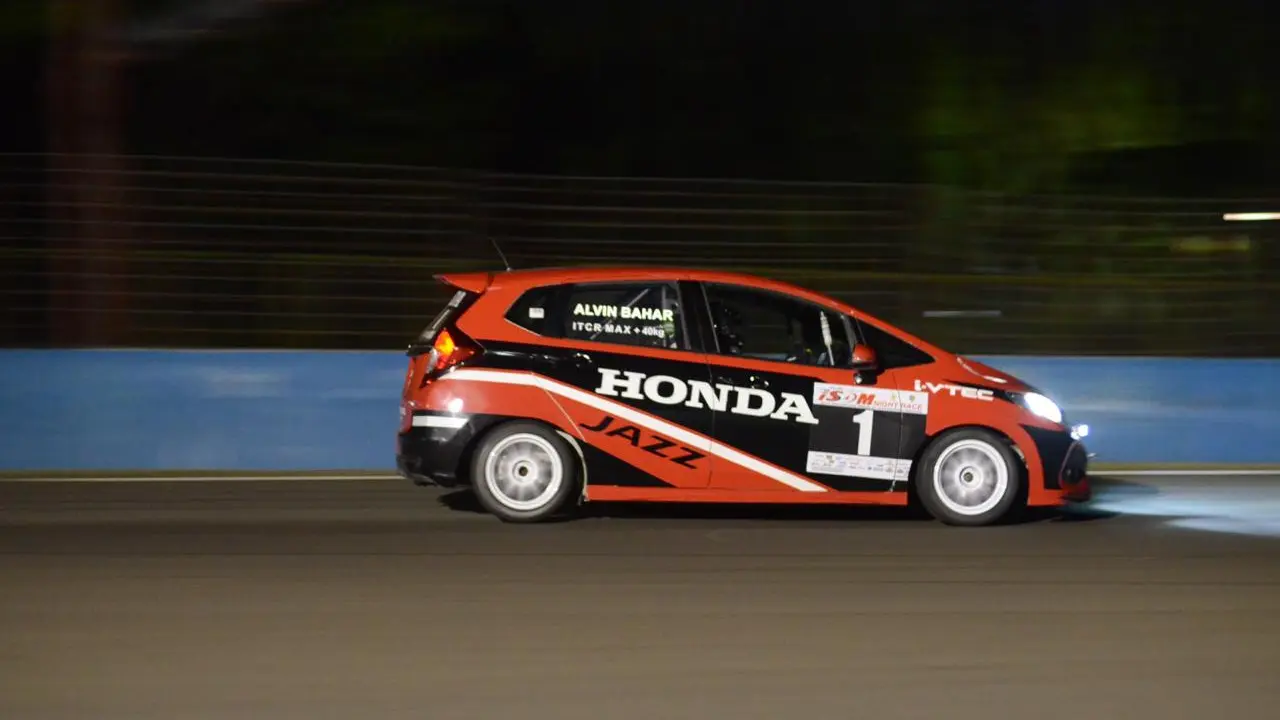 ISSOM Night Race 2019