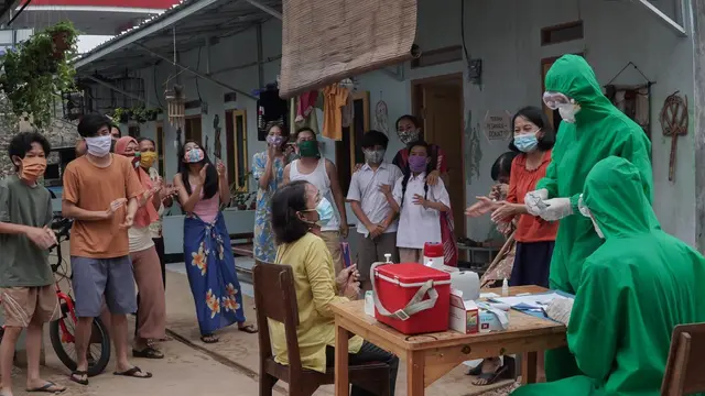 Adegan film Riuh yang disutradari Lola Amaria