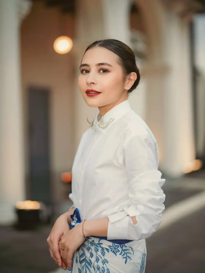 Prilly Latuconsina Rayakan Semua Versi Dirinya Pada Hari Kartini (Instagram/@prillylatuconsina96)