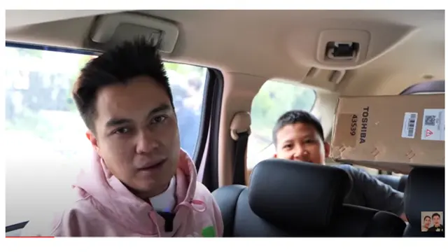 6 Potret Kedekatan Baim Wong dan Gilang, Bak Ayah Kandung