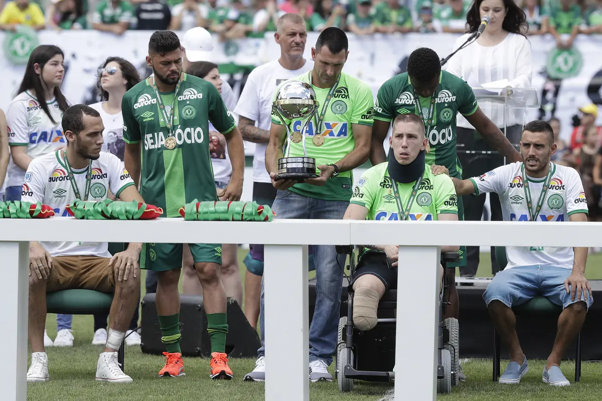 Laga Perdana Chapecoense Banjir Air Mata
