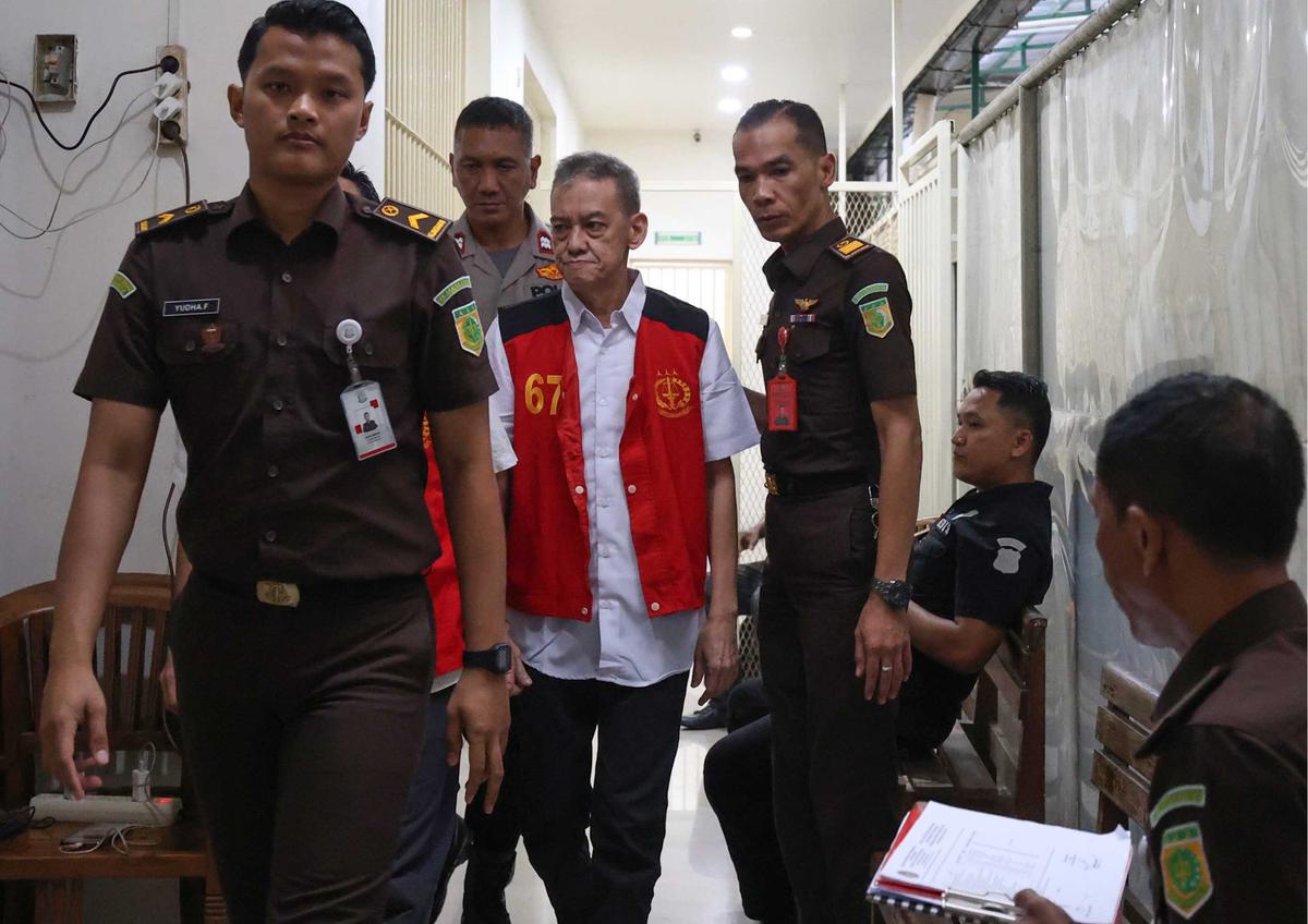 FOTO: Fariz RM Dituntut 6 Tahun Penjara atas Kasus Narkotika