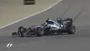 Pebalap Mercedes, Nico Rosberg, akan start dari posisi kedua dalam balapan F1 GP Bahrain di Sirkuit Internasional Sakhir, Bahrain, Minggu (3/4/2016) nanti. (Bola.com/Twitter)