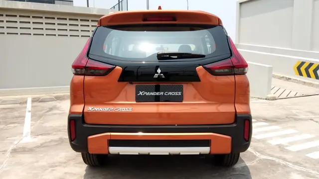 PT Mitsubishi Motors Krama Yudha Sales Indonesia (MMKSI) secara resmi meluncurkan, Xpander Crossover untuk pasar otomotif Tanah Air.