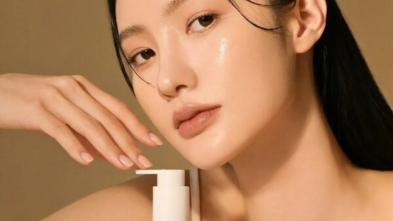 Fenomena Kulit Berjerawat Akibat Polusi Bisa Dicegah dengan Skincare Probiotik