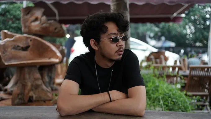 6 Potret Transformasi Pamungkas Hingga Kini Jadi Penyanyi Terkenal