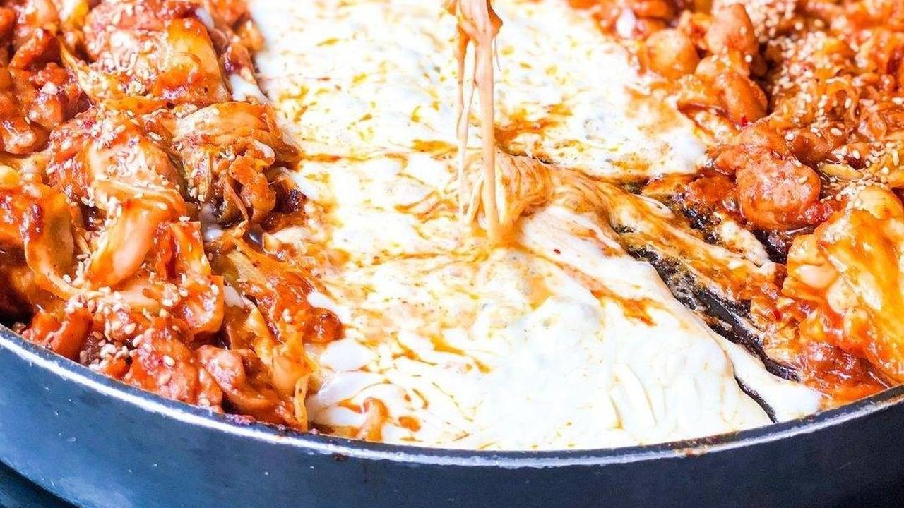Makanan Korea Dakgalbi