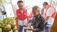 Direktur Pemasaran Regional PT Pertamina Patra Niaga Mars Ega Legowo Putra (kiri) (Istimewa)
&nbsp;