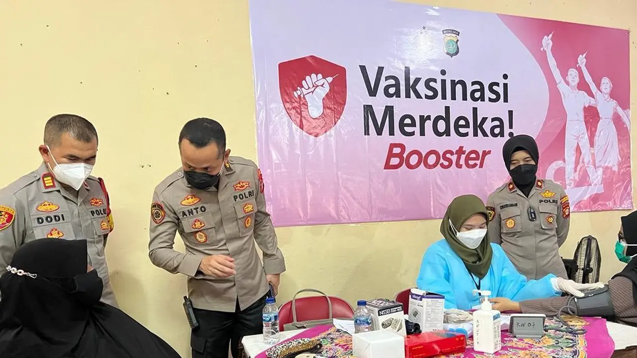 Polri Gelar Vaksinasi Booster