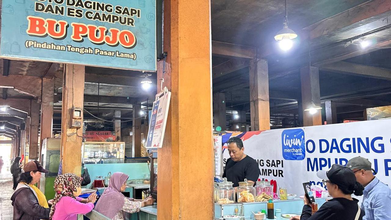 Warung Soto Bu Pujo Pasar Beringharjo