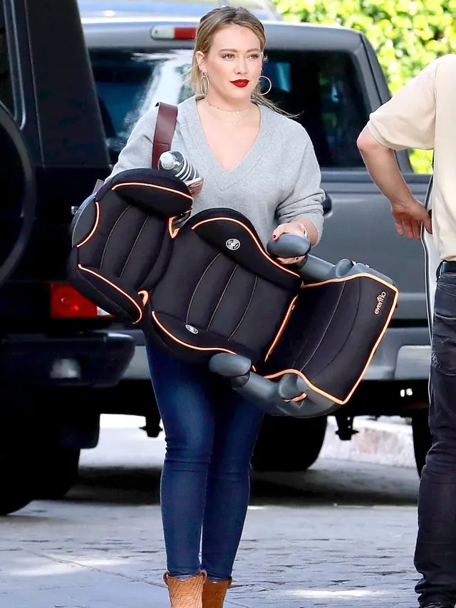 [Bintang] Hilary Duff