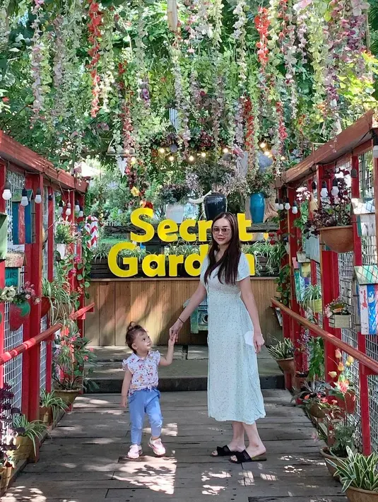 Aura Kasih (Instagram/aurakasih)