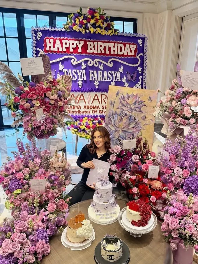 Ulang Tahun ke 34, Tasya Farasya Banjir Hadiah Tas Hermes Rp1,2 Milyar hingga Lukisan Bunga Lotus