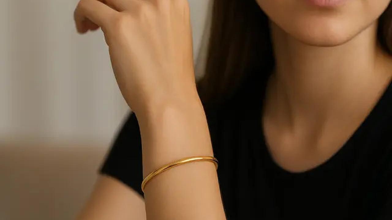 8 Gelang Emas Model Bangle Kekinian 3-5 Gram, Favorit Anak Muda 2025