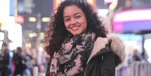 Putri sulung Anies Baswedan, Mutiara Annisa. (dok. Instagram @mutiarabaswedan/https://www.instagram.com/p/BfGOWbtnx-X/Putu Elmira)