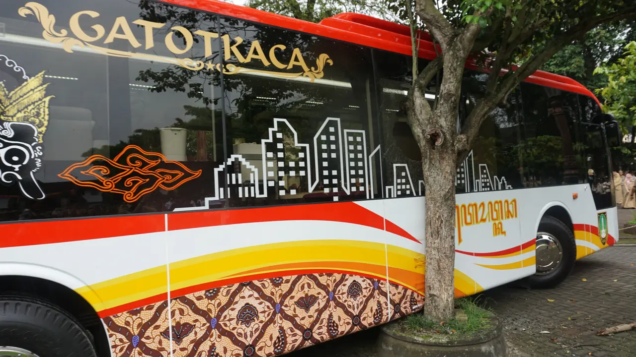 Bus Gatotkaca