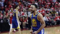 Selebrasi bintang Warriors Stephen Curry (AP)