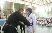 Bupati Serang Ratu Rachmatuzakiyah Raih Sabuk Hitam Kehormatan BKC, Dorong Generasi Emas Bebas Gawai