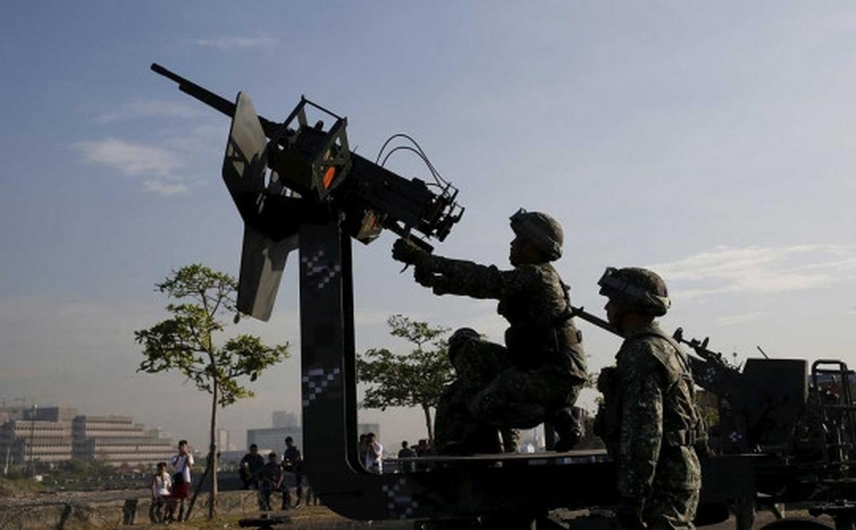 Jaga APEC agar aman, Filipina kerahkan tank dan senjata anti pesawat