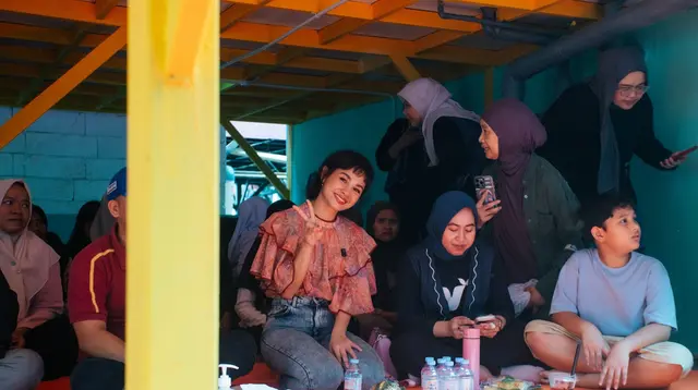 Andien Resmikan Titik Kelima Sekolah Anak Percaya di Kampung Apung