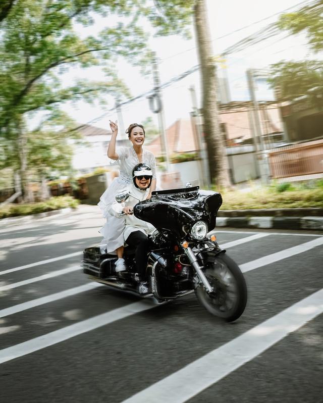 12 Artis ini buktikan menikah di KUA tetap sakral dan berkesan