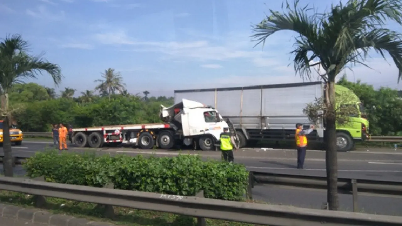 Kecelakaan Tol JORR