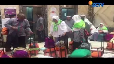 Sebanyak 393 jemaah terbang dari Jeddah pukul 11.00 waktu Arab Saudi, dan diperkirakan tiba di Medan pada pukul 11.30 WIB.