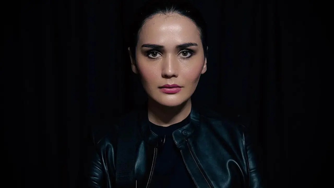[Fimela] Penampilan tanpa Makeup Senk Lotta