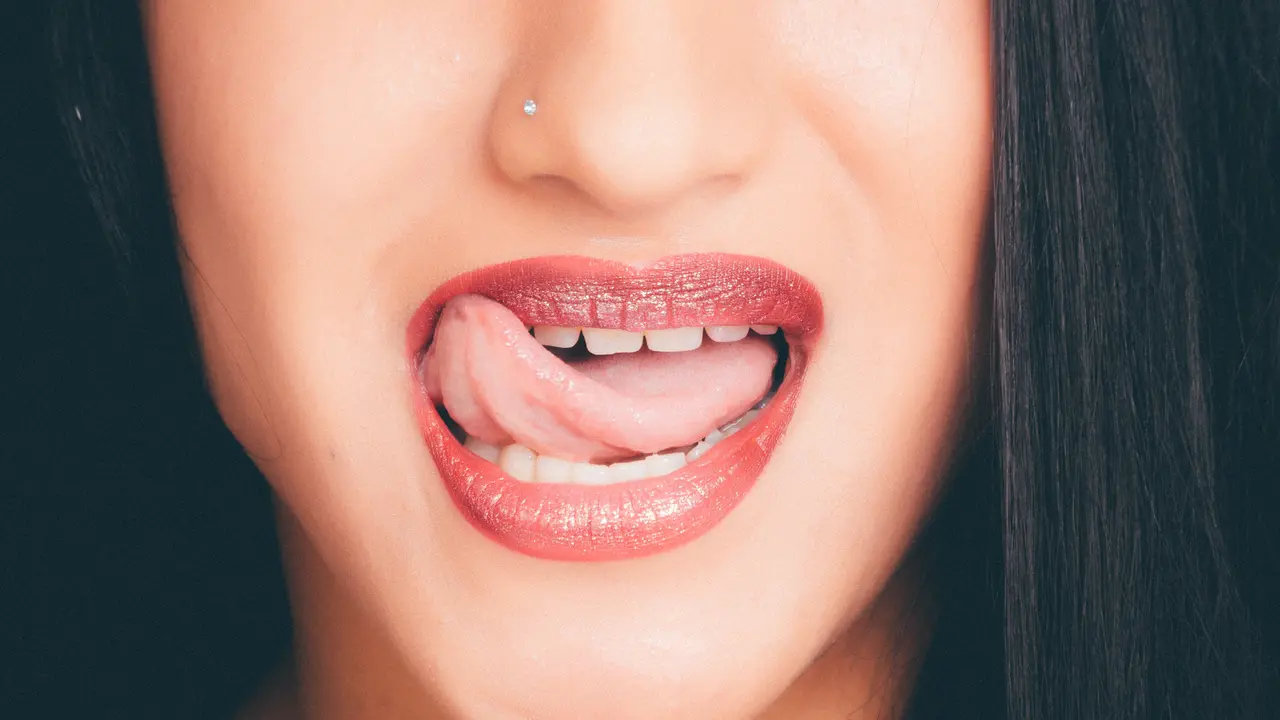 ilustrasi manfaat air mawar untuk bibir kering/Oleg Magni/pexels