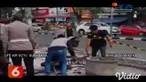 Kobaran api disertai ledakan beberapa kali berasal dari sebuah kios bensin dan tambal ban di Gresik, Jawa Timur. Diduga kebakaran terjadi karena bensin tumpah dan menyambar tungku pemanas tambal ban. Satu unit motor hangus terbakar.