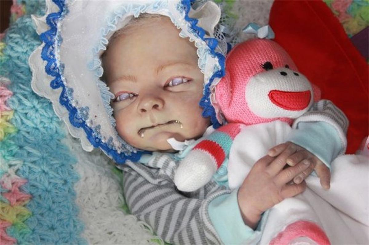 boneka vampir 3