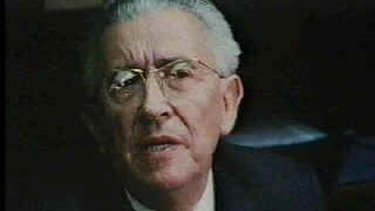 <b>1. Maurice Bucaille</b>