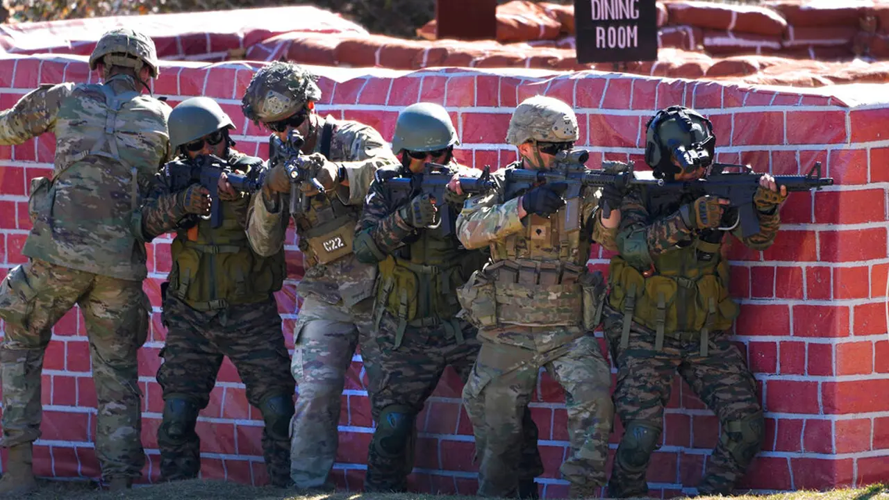 Militer AS dan India Latihan Tempur di Pegunungan yang Disengketakan dengan China