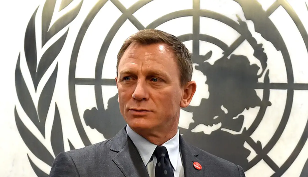 Menurut  Ellen Pompeo, selain bermain di film James Bond, tidak ada film Daniel Craig yang sukses di pasaran. (AFP/Bintang.com)