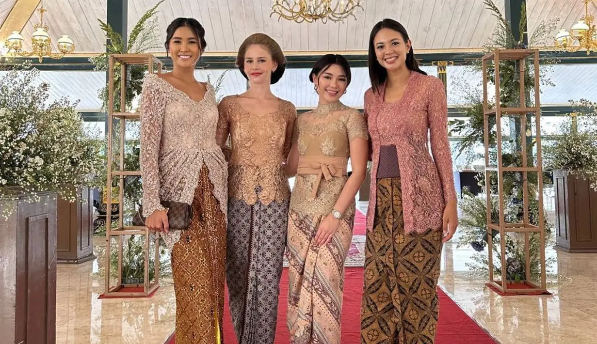 Tak banyak aksesori yang dikenakan Aurelie. Wajahnya dipulas makeup natural, sementara rambut setengah bahunya dibiarkan tergerai.  [@ruthgrch]