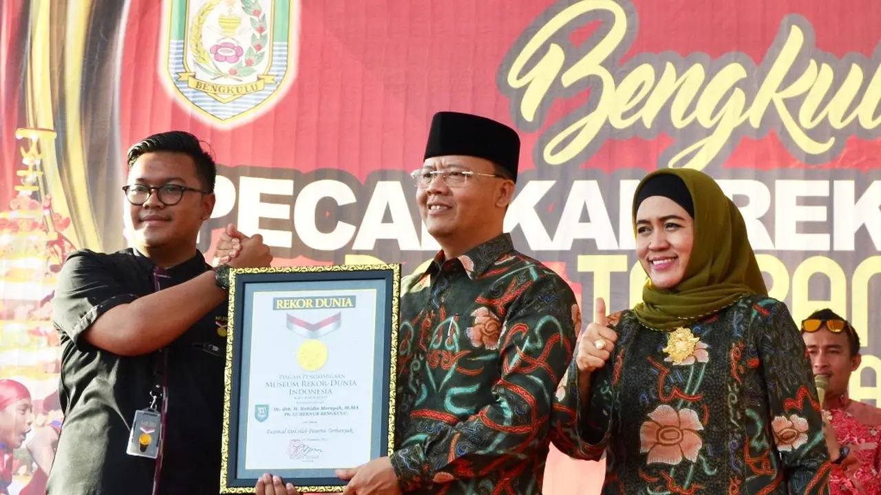 500 Perkusi Dhol Bengkulu Catat Rekor Dunia Sperlatif