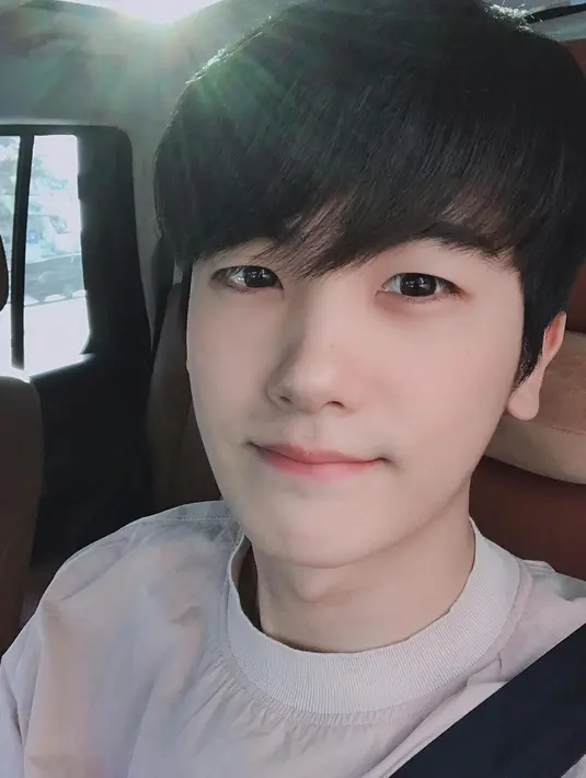 Penampilan aktingnya yang sukses menarik perhatian di drama populer Strong Woman Do Bong Soon membuat karier Park Hyung-sik sebagai aktor melejit dan bersinar terang. (FOTO: instagram.com/phs1116/)